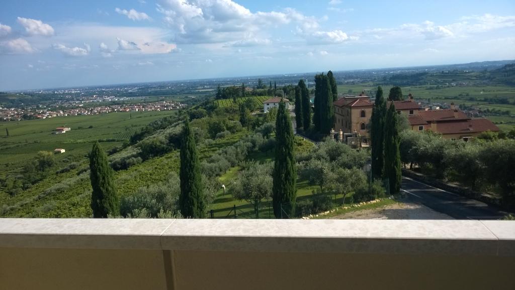 Villa Oleandri San Pietro in Cariano Exteriör bild